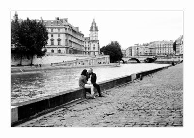 Les amoureux des quais de Seine
Nikon F3 Nikon 50mm F1.8
