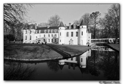 Le chateau et son reflet
Nikon FTn
Mots-clés: Nikon Ftn