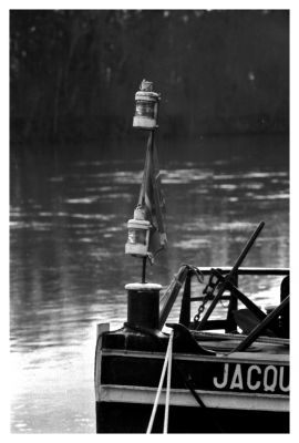 Le feu de proue
NIKON F3 NIKKOR AI 135 
400TX développement XTOL Stock
scanner CANON
Mots-clés: NIKON F3 reflex