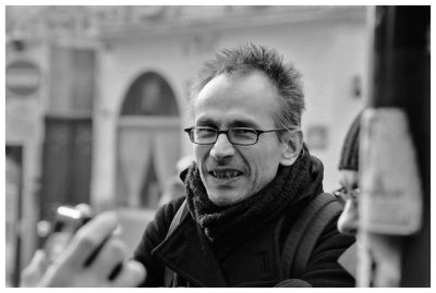 Martial 5
???
Mots-clés: Nikon F90X Montmartre Paris