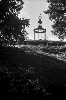 La Jolie Petite Gloriette du Jardin des Plantes
Mots-clés: Leica IIIa