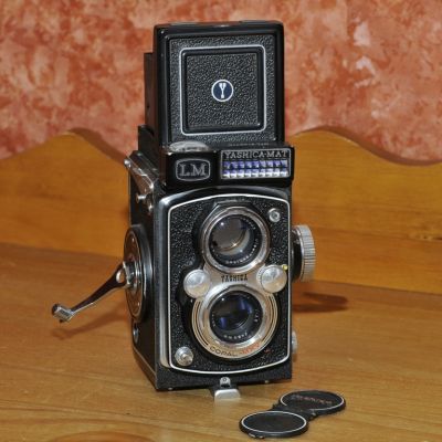 Yashica LM 1
