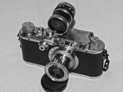 Leica & Nikon
