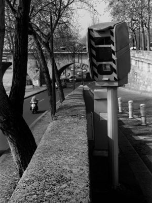 M2_010_32_inv_800.jpg