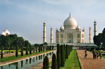 Taj Mahal
Olympus OM1

