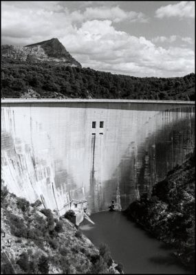 Barrage de Bimont
HP5+@400 ISO
D76 1+1
Leica M6 + Biogon
