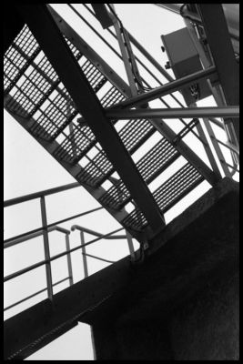 Escalier vigie de Concors
HP5+@400iso
D76 (maison) 1+1
Nikon FM 50mm
