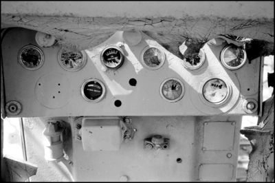 Poste de commande Track
FP4+@125 iso
D76 1+1
Leica M6 et Biogon 35mm 
