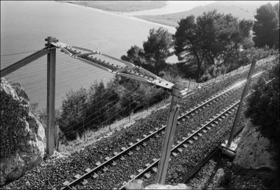 Voie ferree et Durance
FP4+@125iso
D76d
Leica M6 & Biogon
