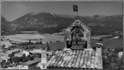 Bourdeaux blason
6X9 Royer, Acros 100, D76 1+1
Tirage 34x61, papier Foma RC 311 brillant
