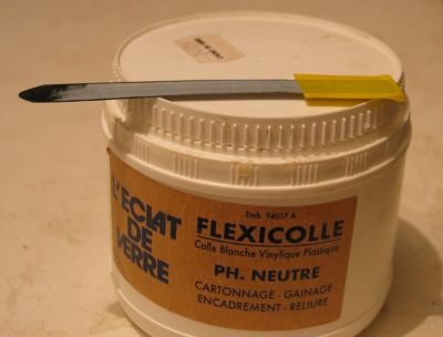 colle cuirettes
