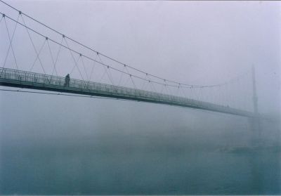 passerelle_et_brouillard_2.jpg