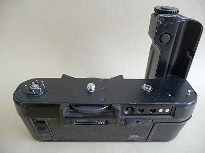 Nikon moteur MD-4  (3)
