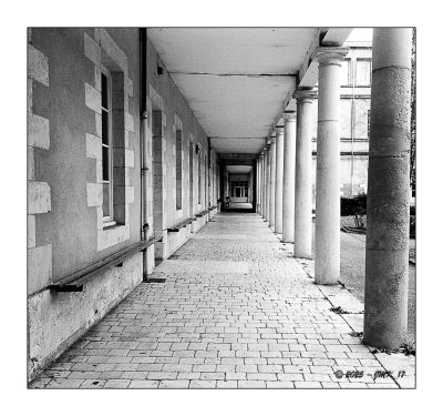 0001_8.jpg
