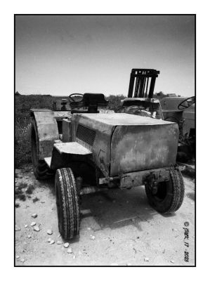 Fuji_645W_HP5_LC29_img015.jpg