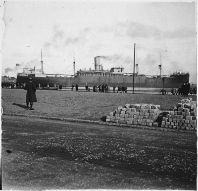  Lancement du La Pérouse - 8 novembre 1916
Plaque de verre 45x107, prise par un Vérascope Richard
