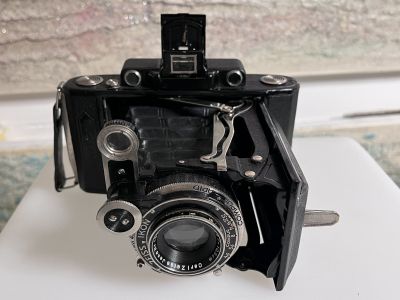 Zeiss_Ikon_320_2.jpg