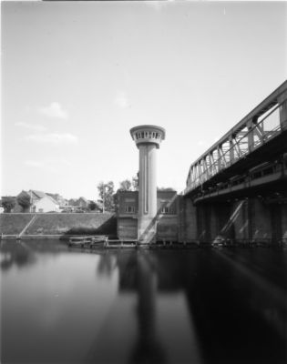 25B05.jpg